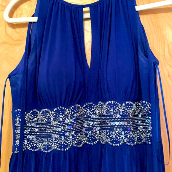 Blue dress with embellished detailing - Picture 2 of 2